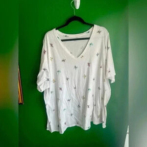 Lane Bryant CLEARANCE!! Butterfly Soft Tee Shirt Tshirt Size 26/28 EUC!‎